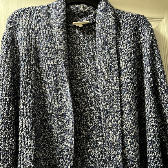 Blue and white sweater/cardigan - Picture 4 of 5